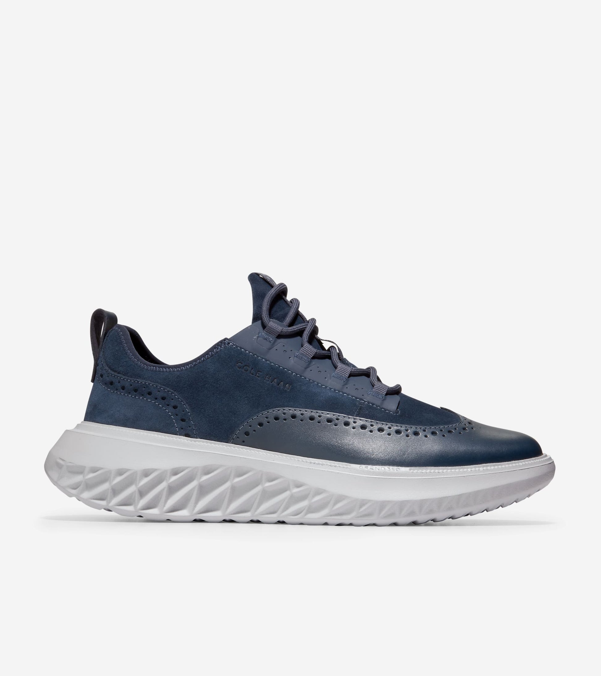C36817:NAVY BLAZER/MICRO CHIP