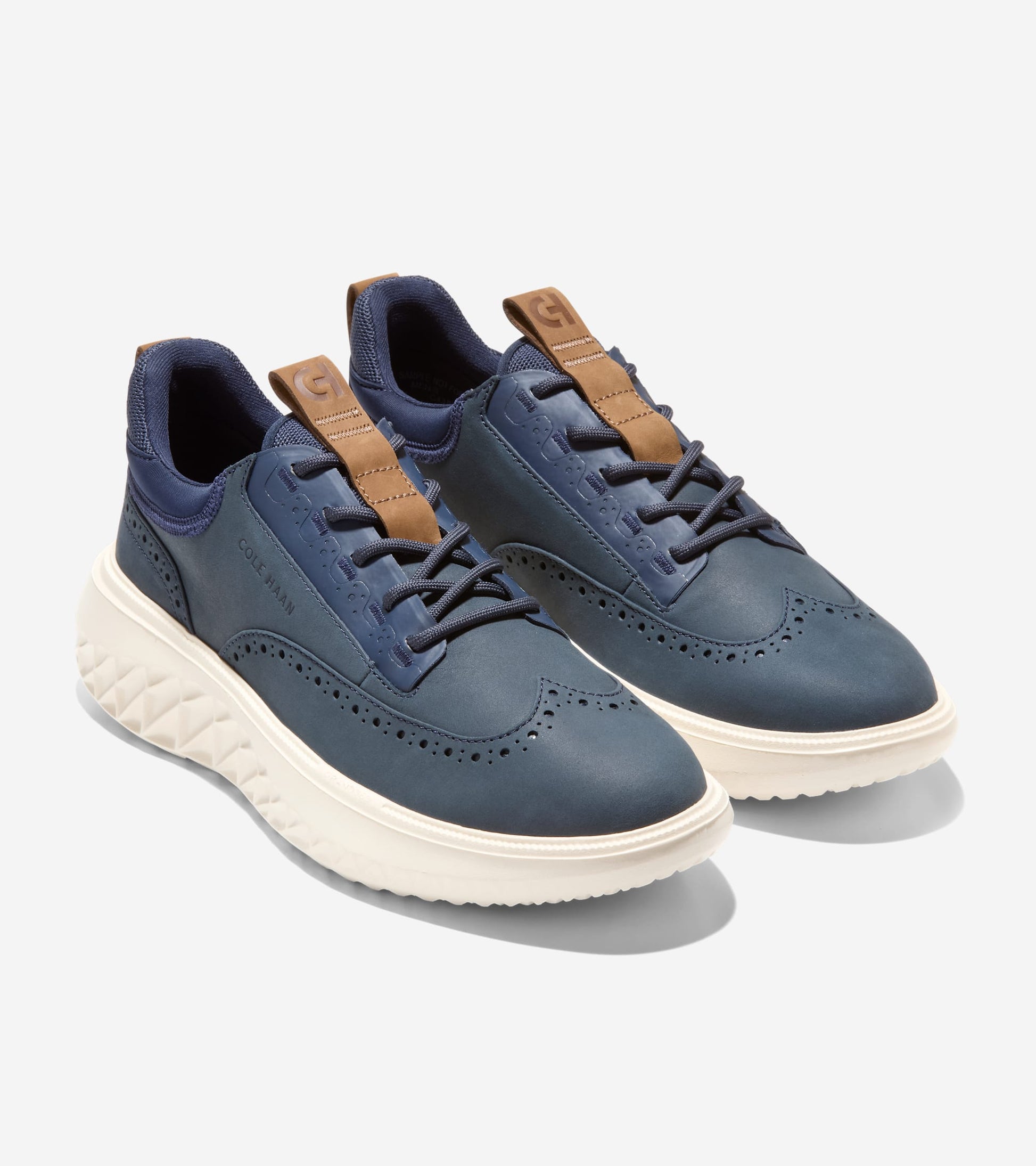 C43871:NAVY BLAZER NUBUCK / CH GOLDEN HONEY / IVORY