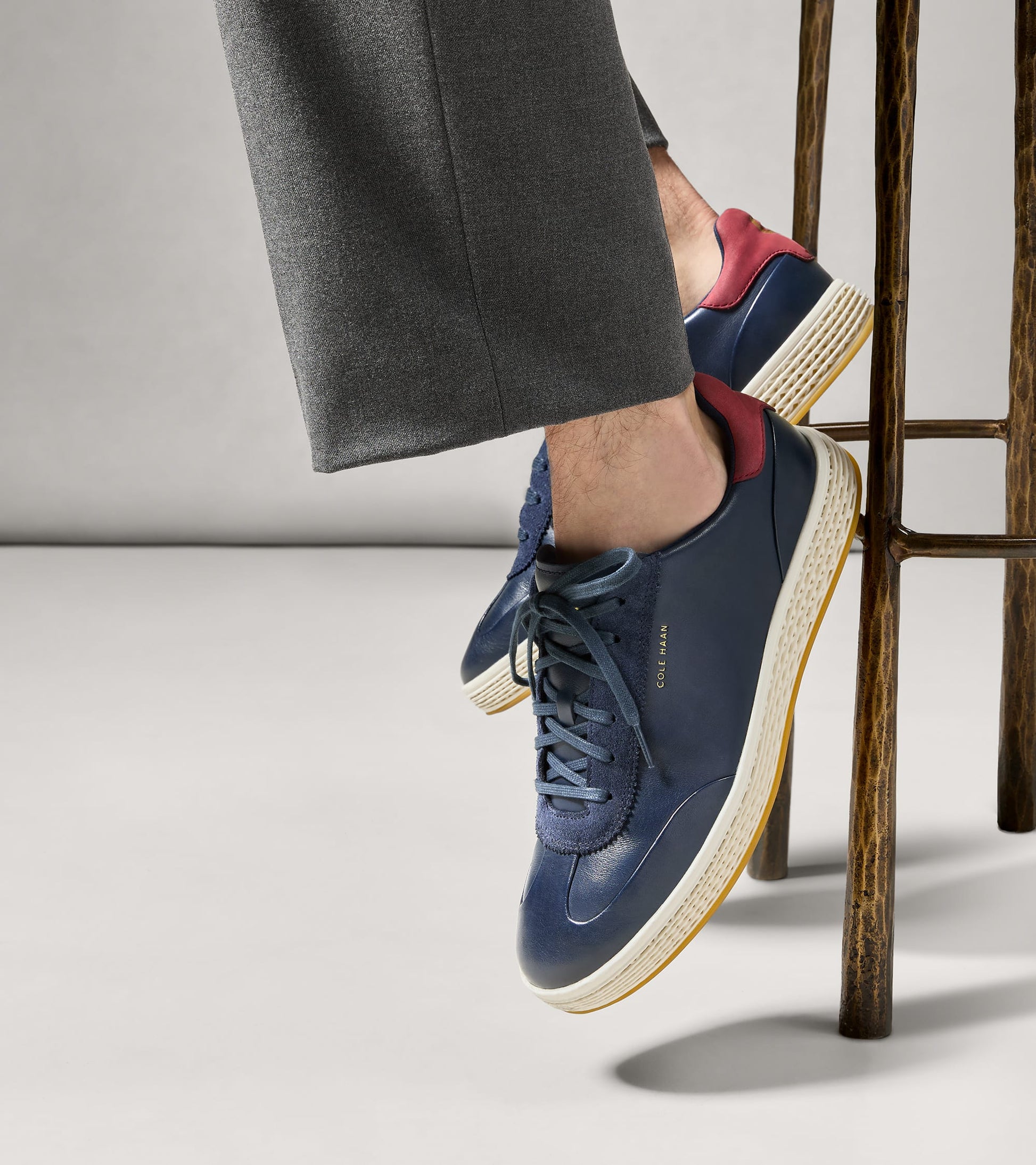 C44873:NAVY BLAZER / CH CLARET / IVORY